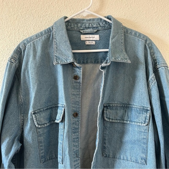 Urban Outfitters Men’s Jean Jacket Shacket XL Blue Casual Western Cowboy Work - Picture 4 of 11